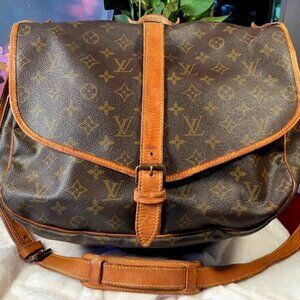 Louis Vuitton Saumur 35 Authentic 90'S Vintage Monogram Crossbody with COA